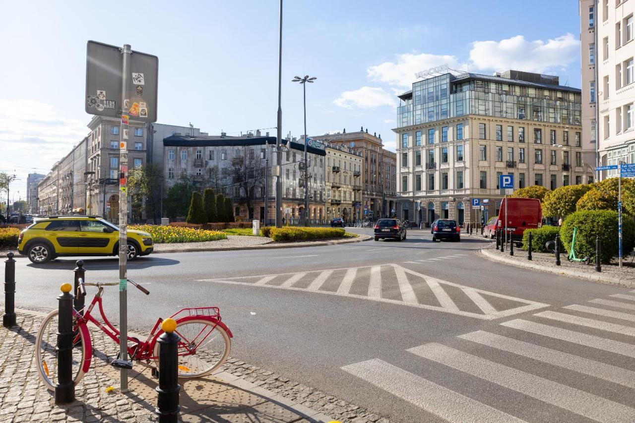 Metro Politechnika Cosy Apartment Varşovia Exterior foto