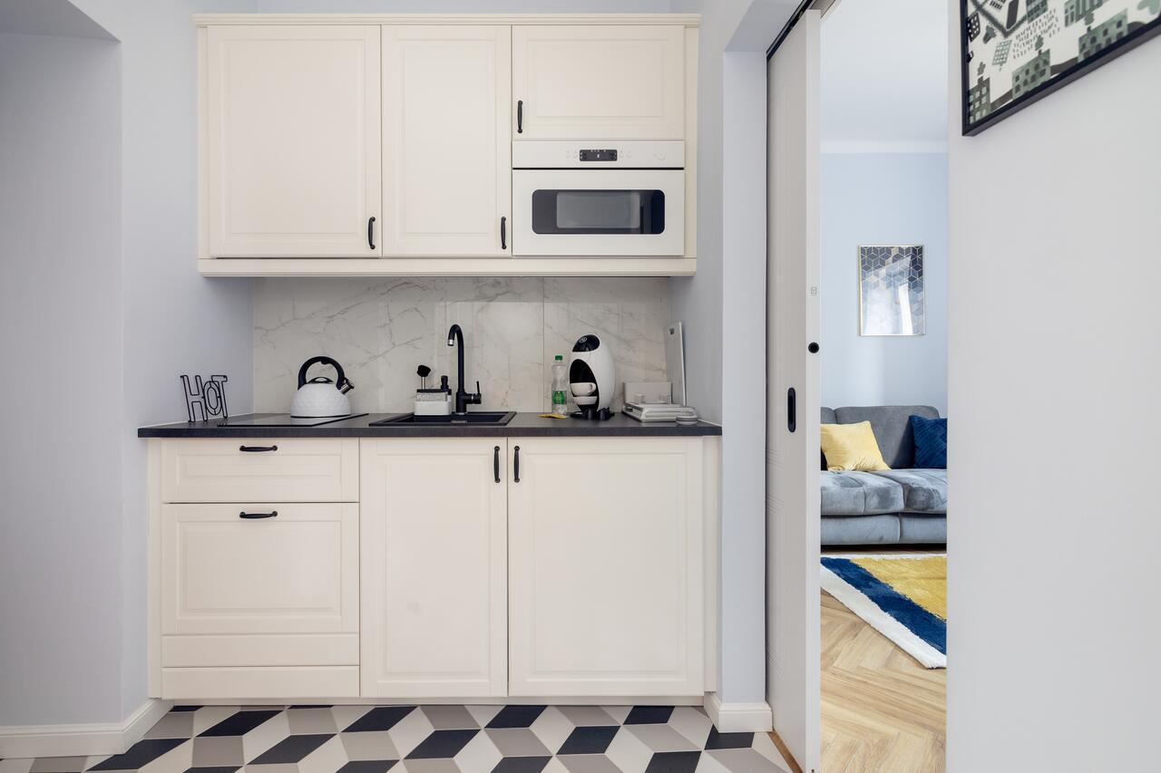 Metro Politechnika Cosy Apartment Varşovia Exterior foto