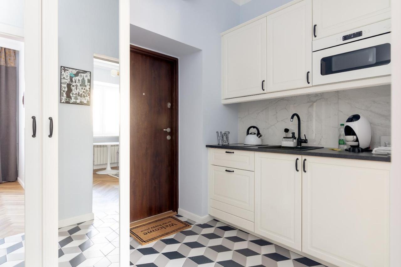 Metro Politechnika Cosy Apartment Varşovia Exterior foto