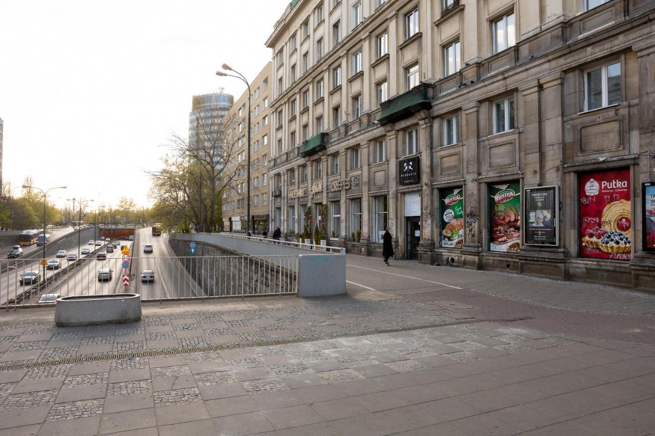 Metro Politechnika Cosy Apartment Varşovia Exterior foto
